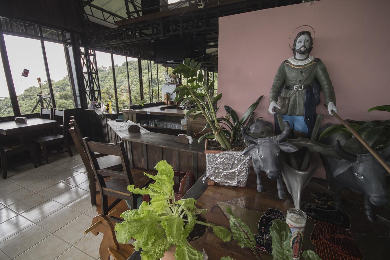 Bajos del Toro Hotel Alto Palomo מראה חיצוני תמונה