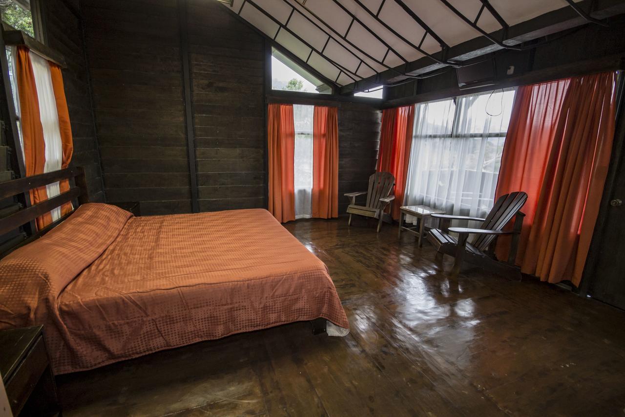 Bajos del Toro Hotel Alto Palomo מראה חיצוני תמונה