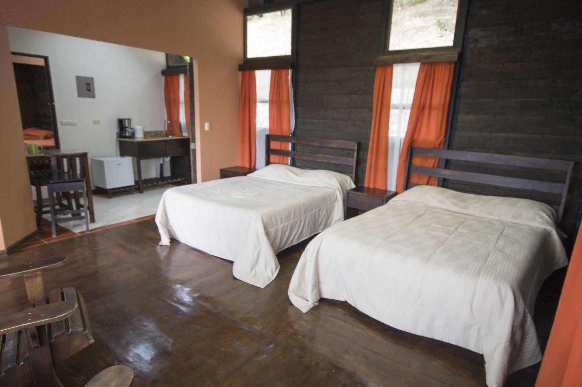 Bajos del Toro Hotel Alto Palomo מראה חיצוני תמונה